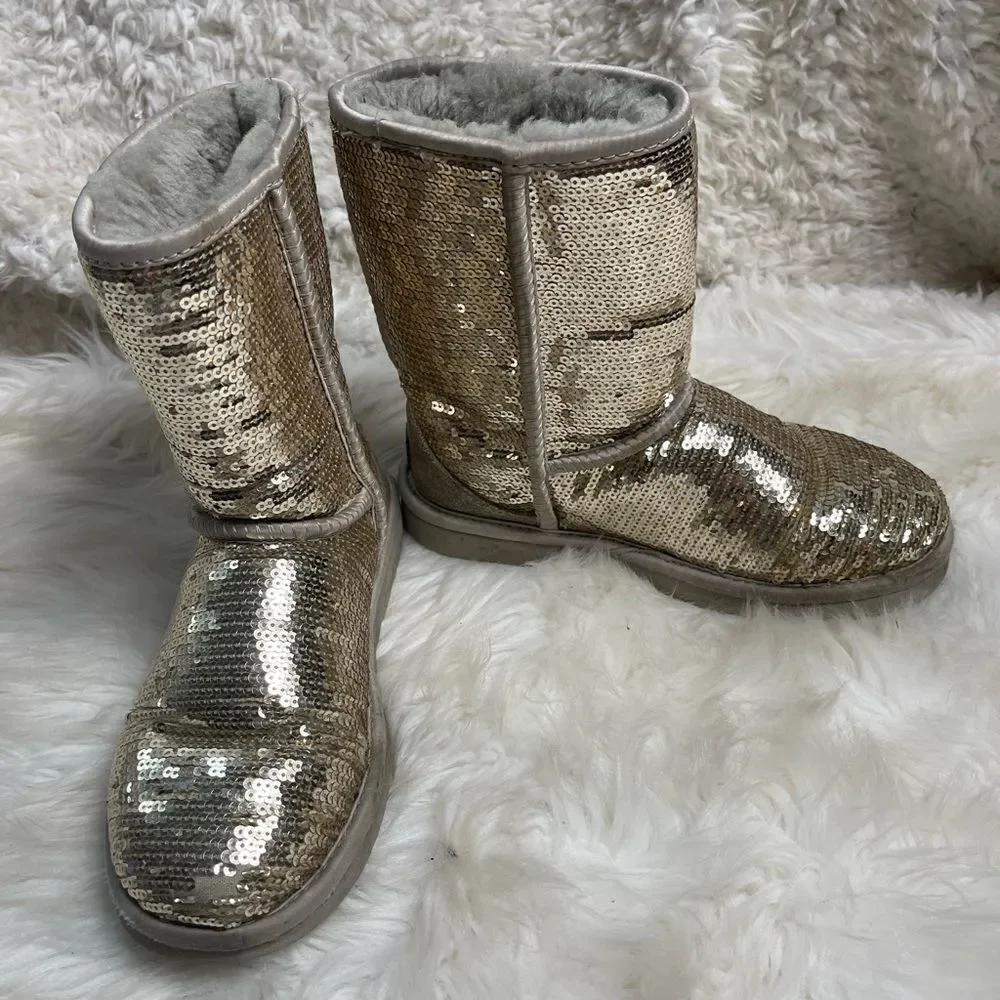 UGG classic big girl gold sequins short slip on boots sheepskin lining SZ5